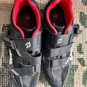 Peloton Cycling Shoes – Size 43 – No Cleats